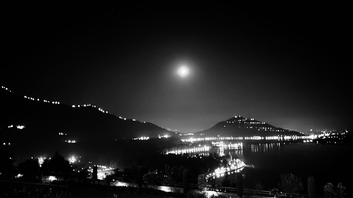 Moonlight over Dal Lake ❤️